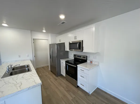 2164 S Wolverine Way, Washington, UT 84780