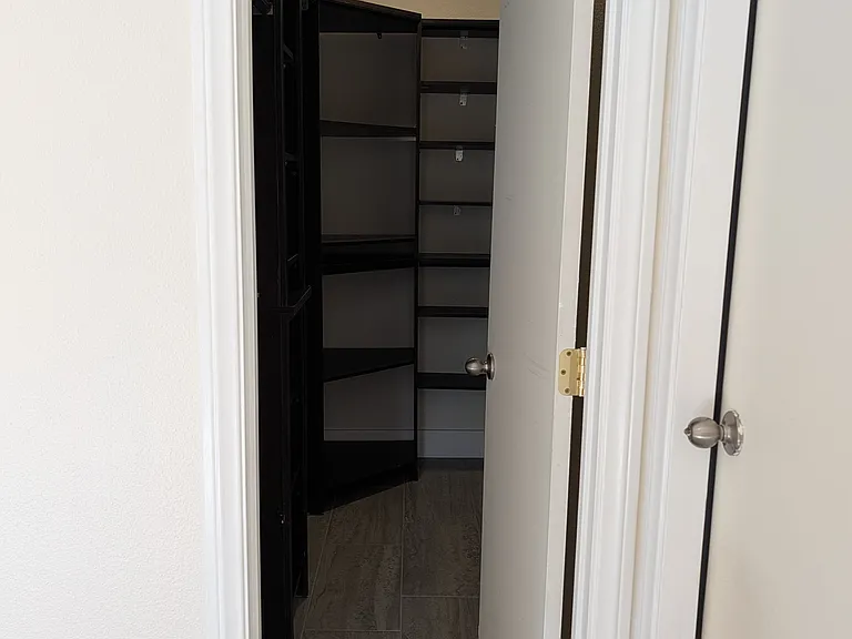 471 Robin Hill Ln #1 — Photo 10