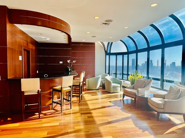 530 East 76th Street image 23 of 27