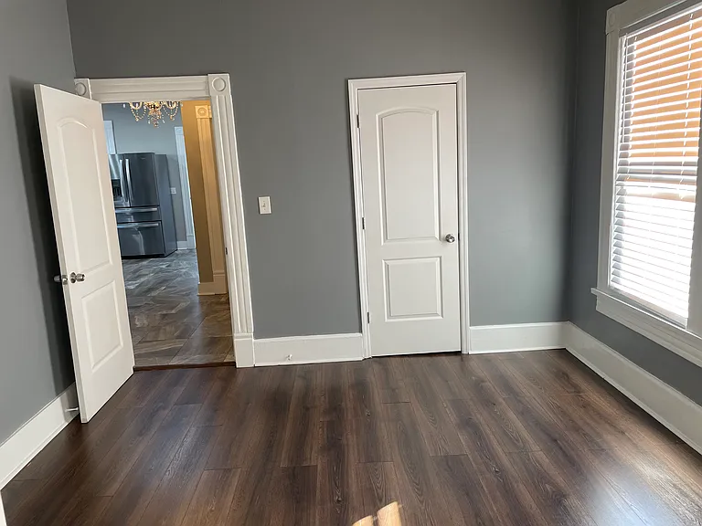 2024 N Market St — Photo 9