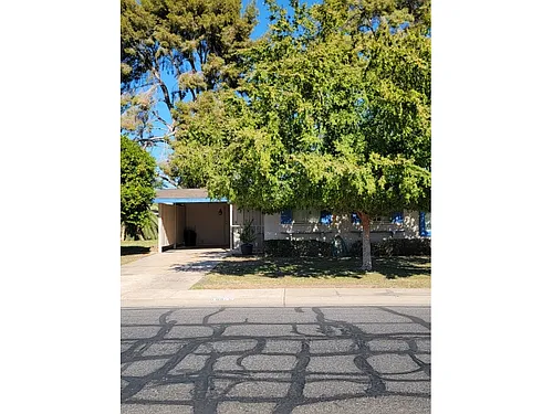 10916 W Peoria Ave Photo 1