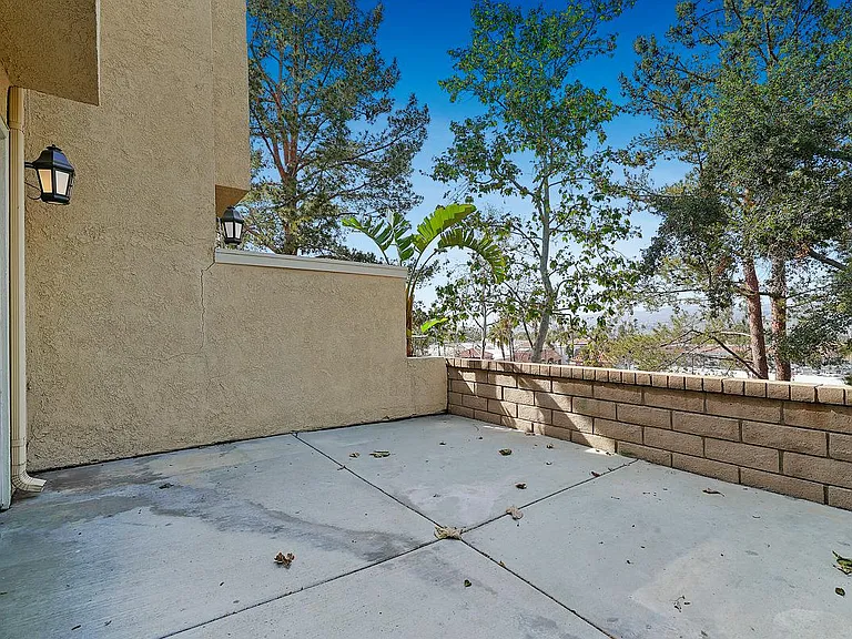 Sycamore Canyon Apartments — Photo 44