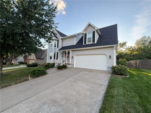 2125 NW 13th St, Blue Springs, MO 64015