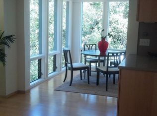 193 Holly Ln, Orinda, CA 94563