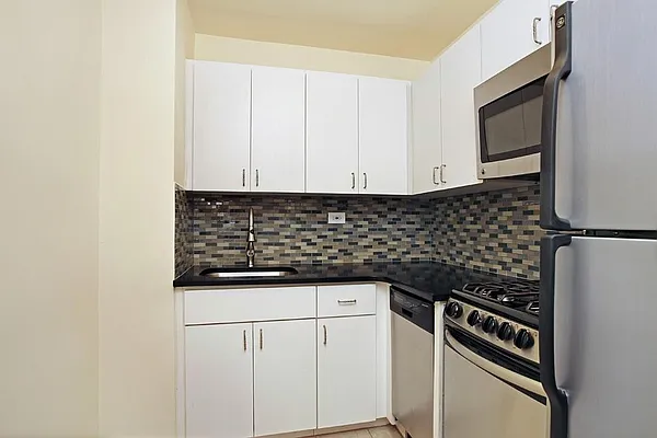 Sold by Corcoran | media 8