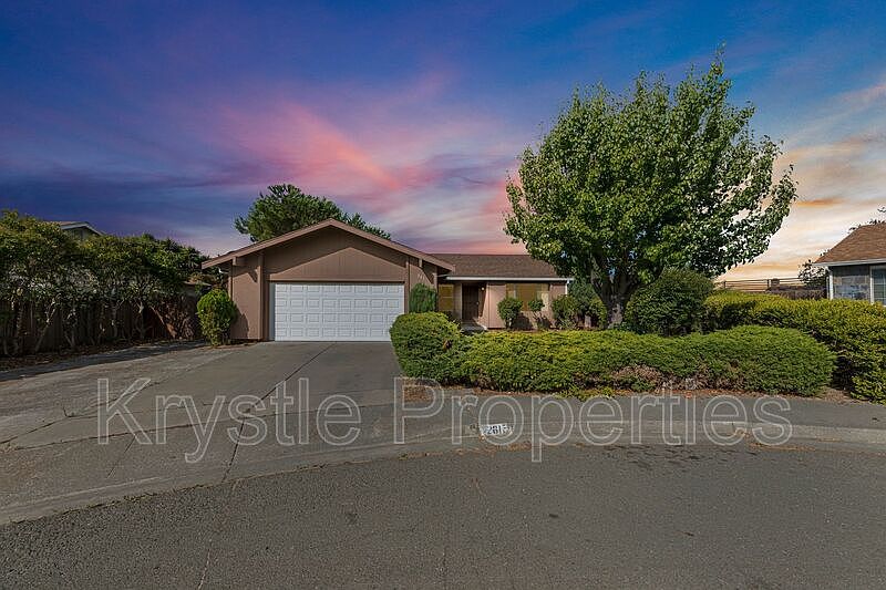 1st image of 261 Pamela Ct