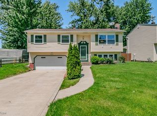 36919 Clearway Dr, Eastlake, OH 44095