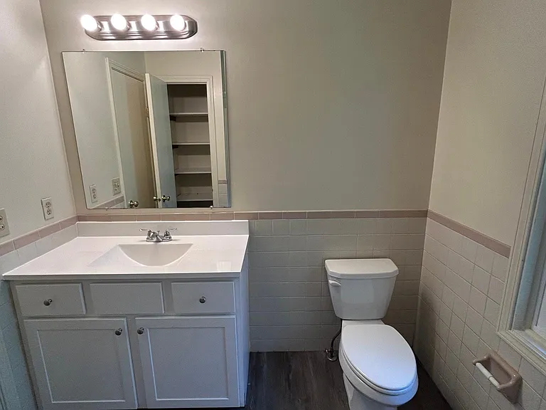 249 Mercer Ave #A — Photo 18