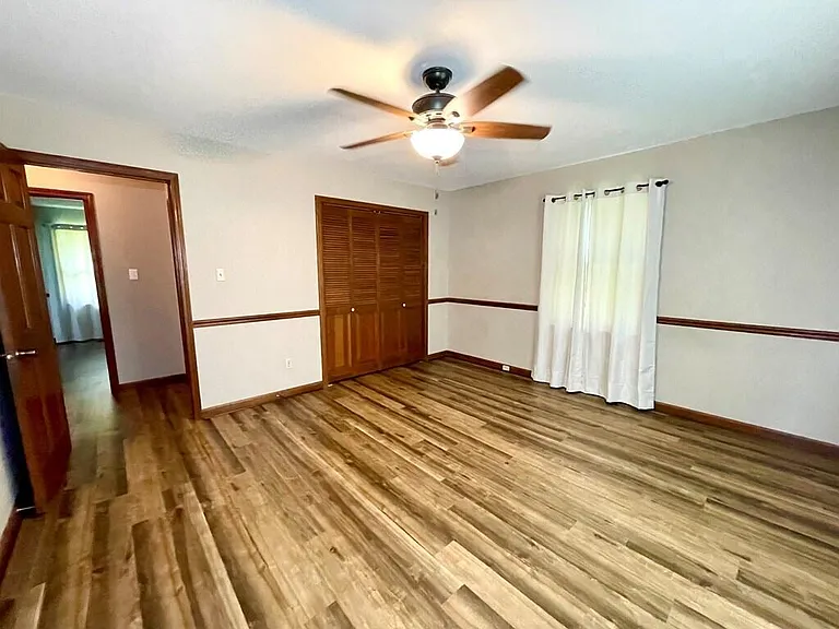 205 Browning Pl — Photo 15