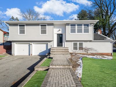 211 Broadway Avenue, Brentwood, NY, 11717