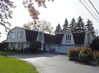 5531 Eagle Point Dr, Geneseo, NY 14454
