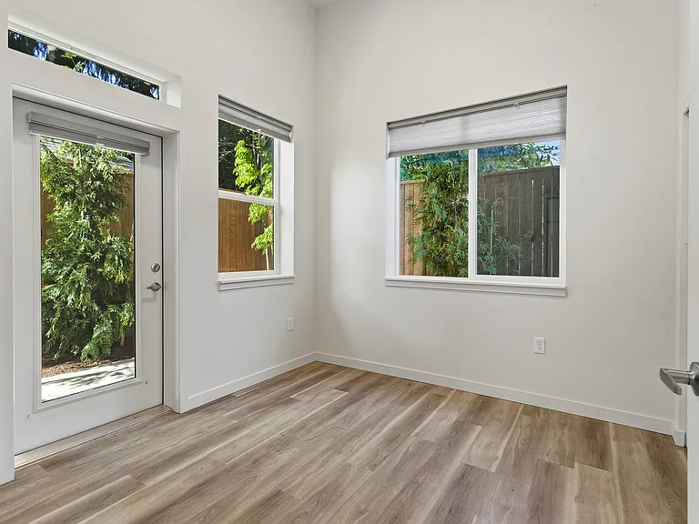 Evergreen Peak Apartments — Photo 77