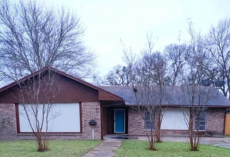 1st image of 214 Lawndale Dr