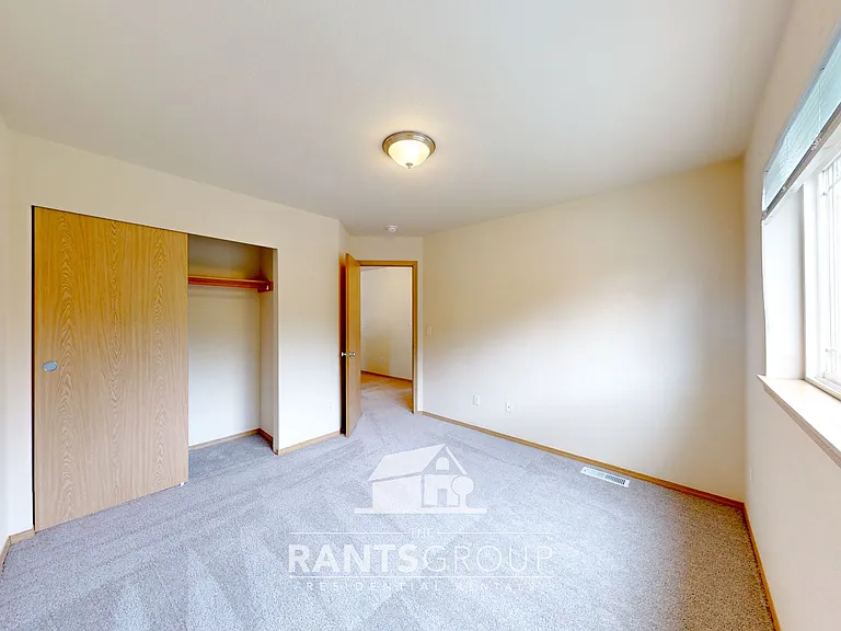 1316 Mills Landing Ct SE — Photo 15
