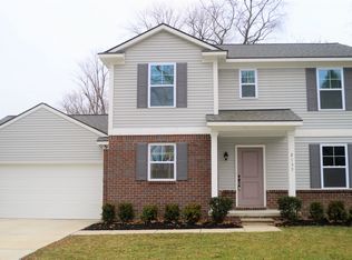 8135 Mario Dr, Commerce Township, MI 48382