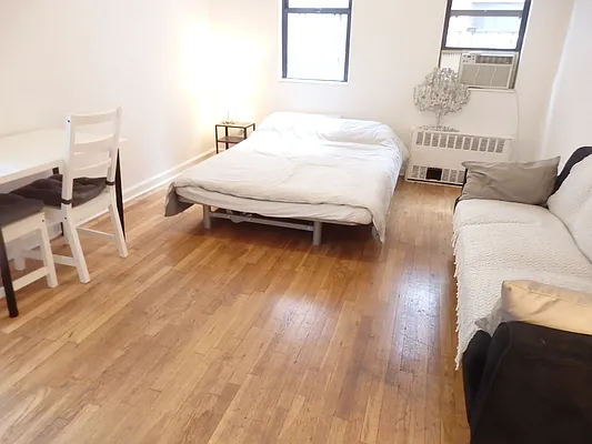 Rented by John O'Kelly Real Estate | media 9