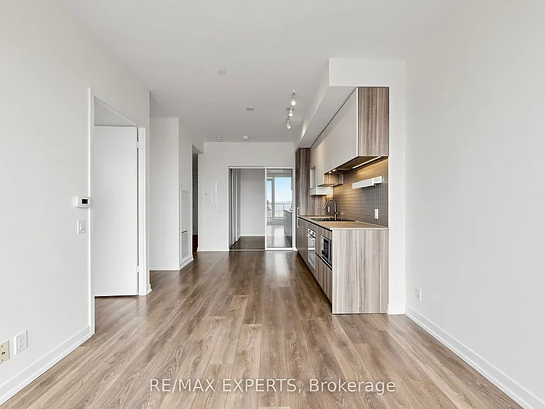 5 Buttermill Ave #2307 — Photo 8