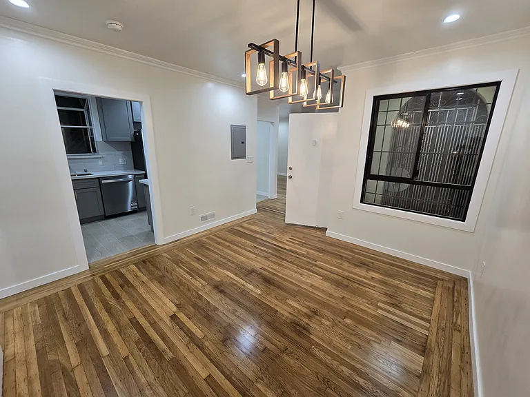 343 Justin Dr — Photo 16