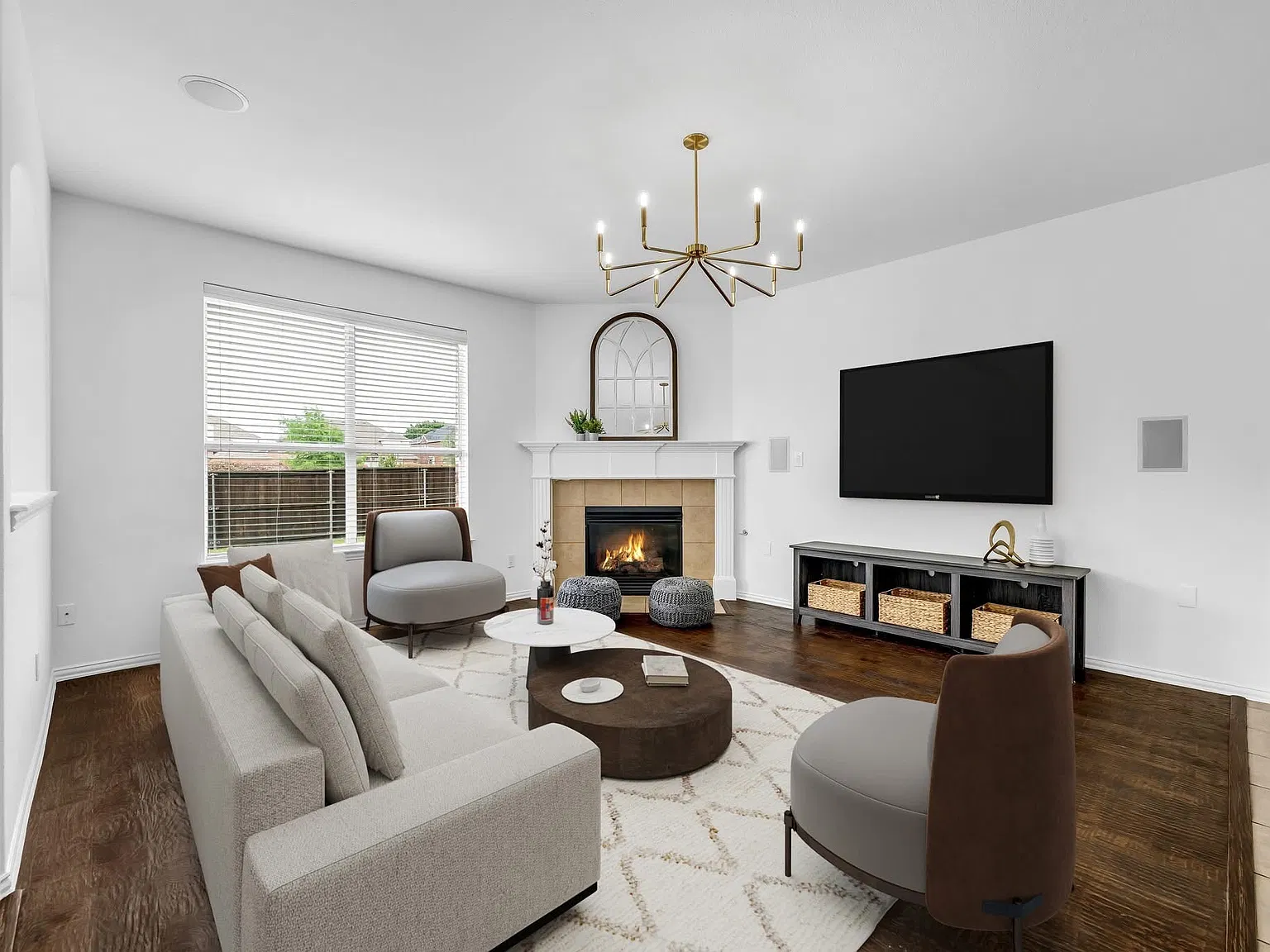 5 bed, 2.5 bath, 3451 sqft, $8,500 — Photo 3