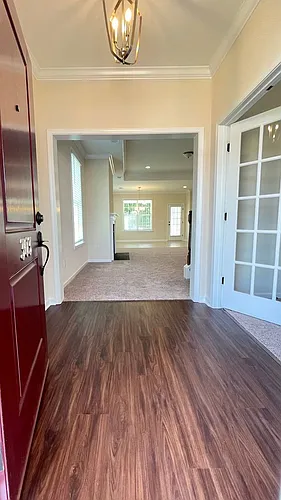 303 Starling Ave Photo 1