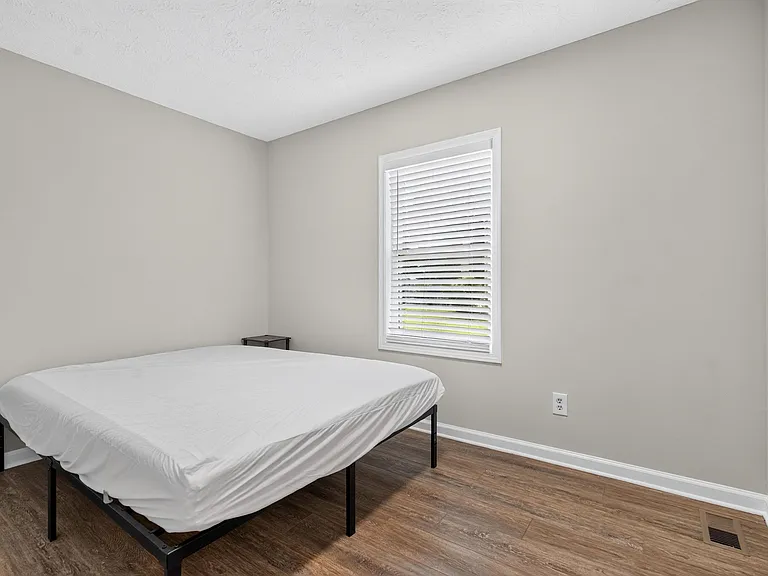 Sweet Pine Dr — Photo 2