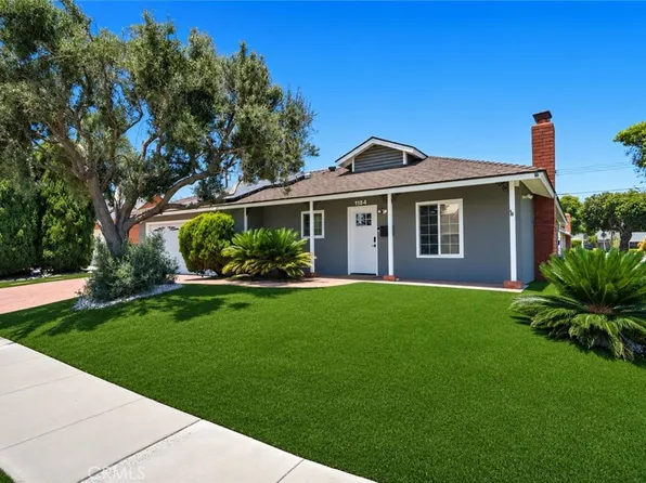 1184 Dorset Ln, Costa Mesa, CA 92626