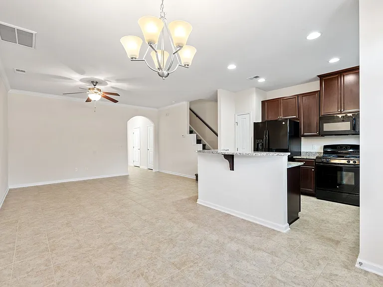 453 Christiane Way — Photo 13