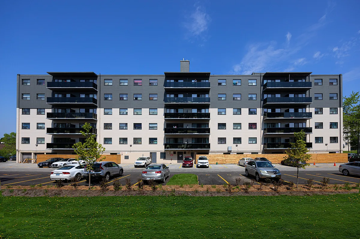 70 Parkwoods Village Dr. — Photo 4