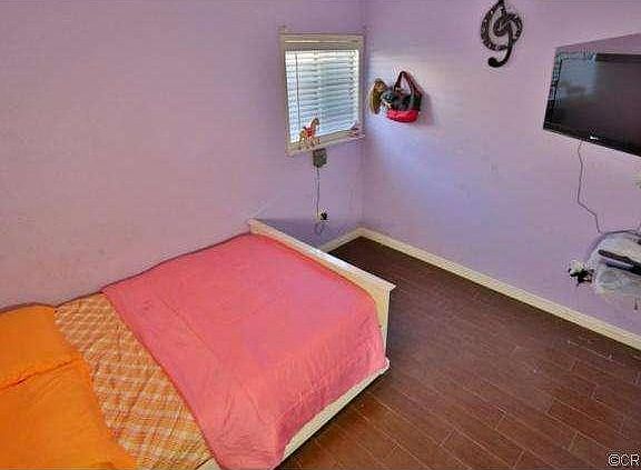 4th image of 17626 Elaine Ave