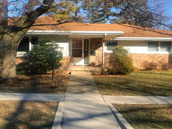 1806 S Vine St, Urbana, IL 61801