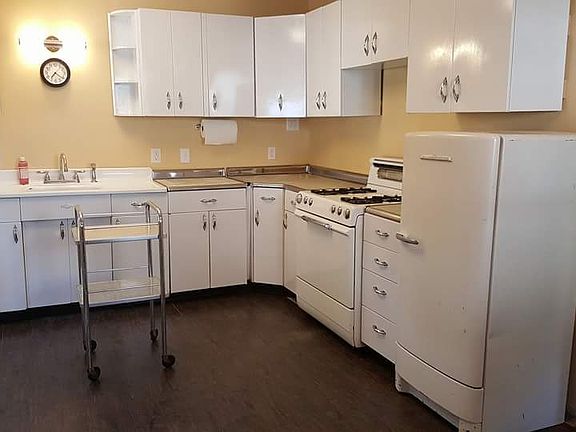 Vintage Kitchen