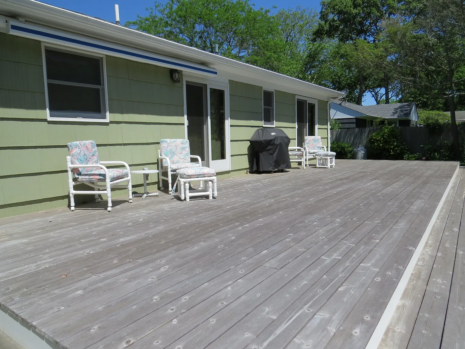 Westhampton - Available for Rent Year Round! — Photo 4