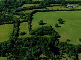 2403 County Road 3210, Windom, TX 75492