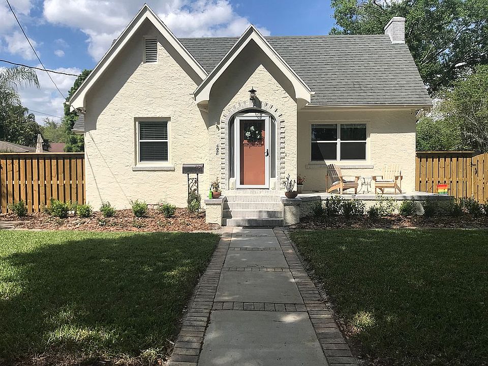 2nd image of 607 Shady Lane Dr