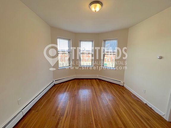 2nd image of 64 Brighton Ave APT 206