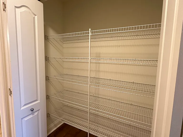 5N426 Rohlwing Rd #1 — Photo 13