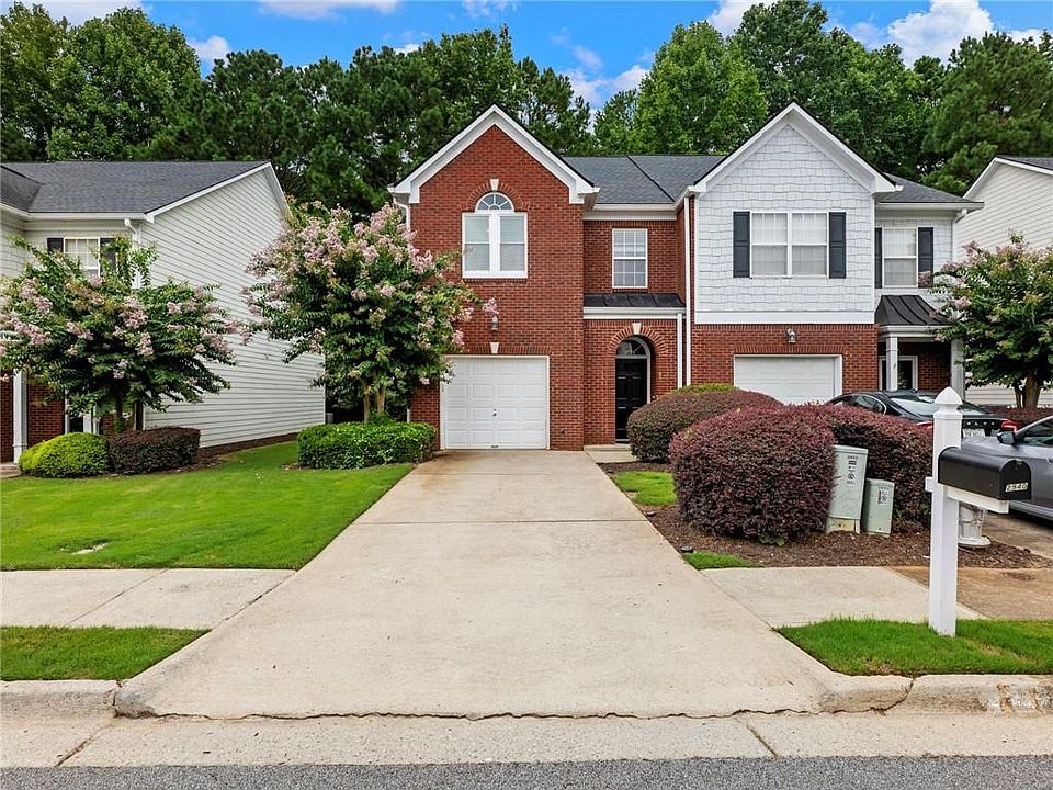 1st image of 2940 Montague Place Dr