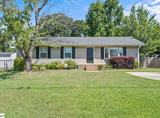 3 Stevenson Rd, Taylors, SC 29687
