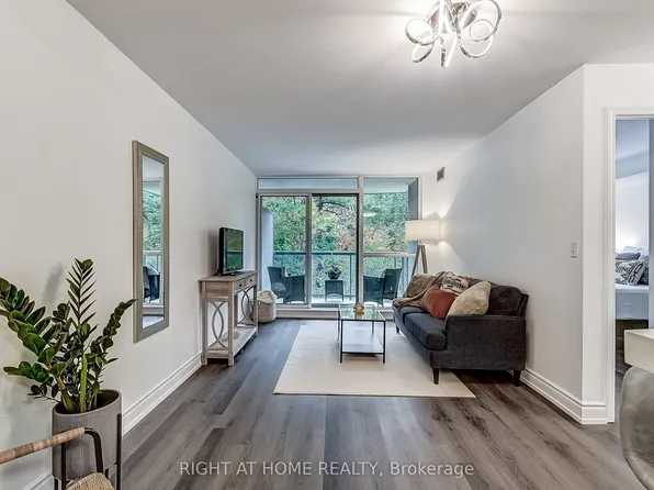 2565 Erin Centre Blvd #508, Mississauga, ON L5M 6Z8