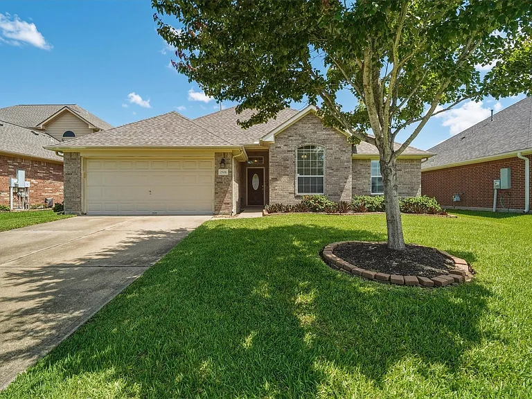2506 Barton Springs St — Photo 1