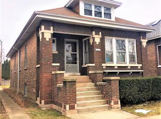 2421 Scoville Ave, Berwyn, IL 60402
