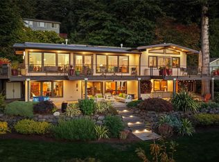 13210 Holmes Point Drive NE, Kirkland, WA 98034