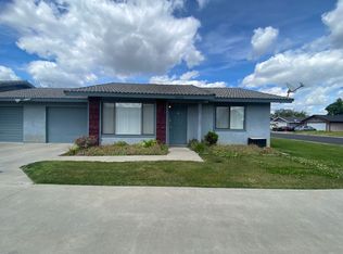 2054 Parker Pl, Hanford, CA 93230