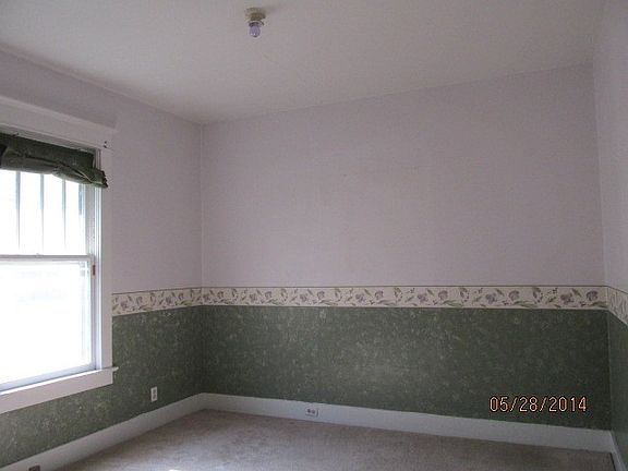 4th image of 627 E Ferguson Ave