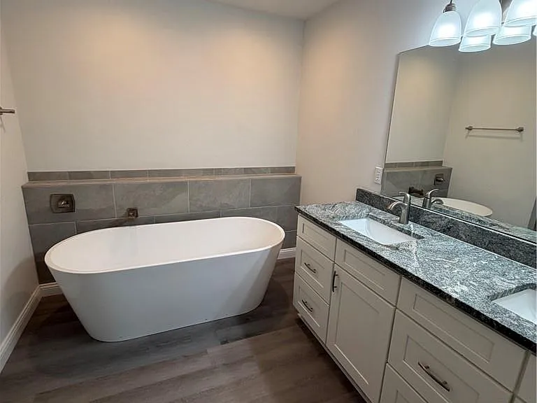 4341 Frontenac Dr — Photo 1