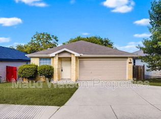 1526 Alaskan Wolf, San Antonio, TX 78245