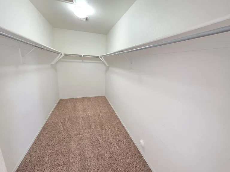 1137 S Fargo Ct — Photo 20