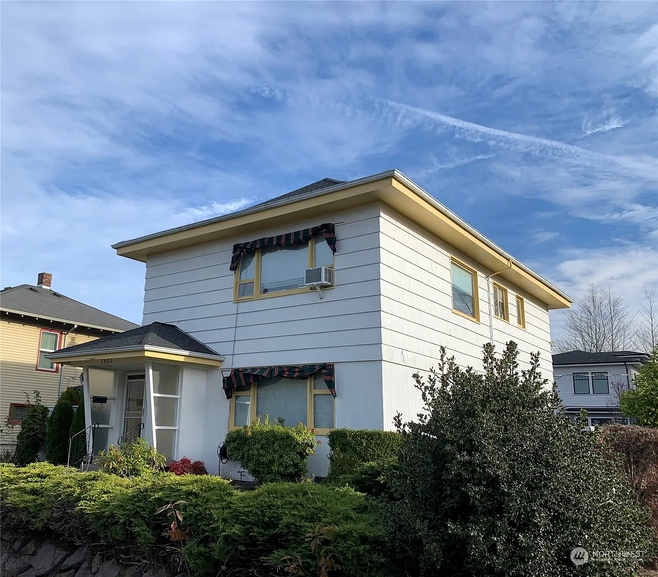 2402 1st` Avenue N photo 1