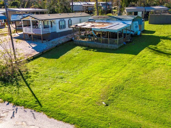 240 Key Largo Loop, Pointblank, TX 77364