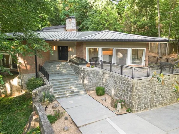 770 Kings Way NW, Atlanta, GA 30327